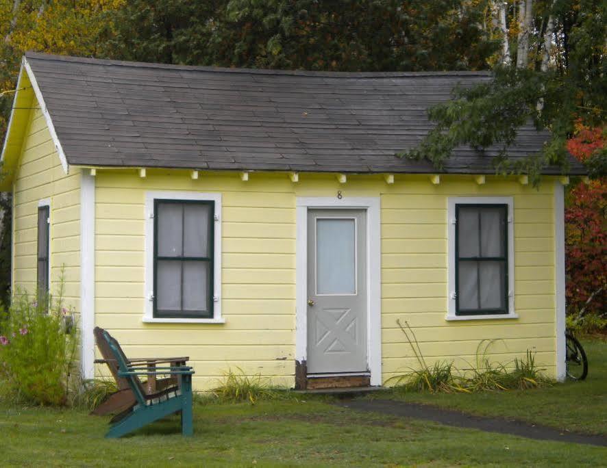 ホテルKatahdin Cabins Millinocket エクステリア 写真