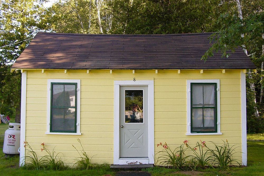 ホテルKatahdin Cabins Millinocket エクステリア 写真