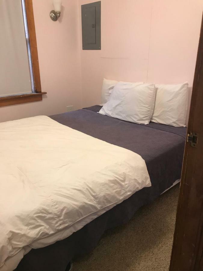 ホテルKatahdin Cabins Millinocket エクステリア 写真