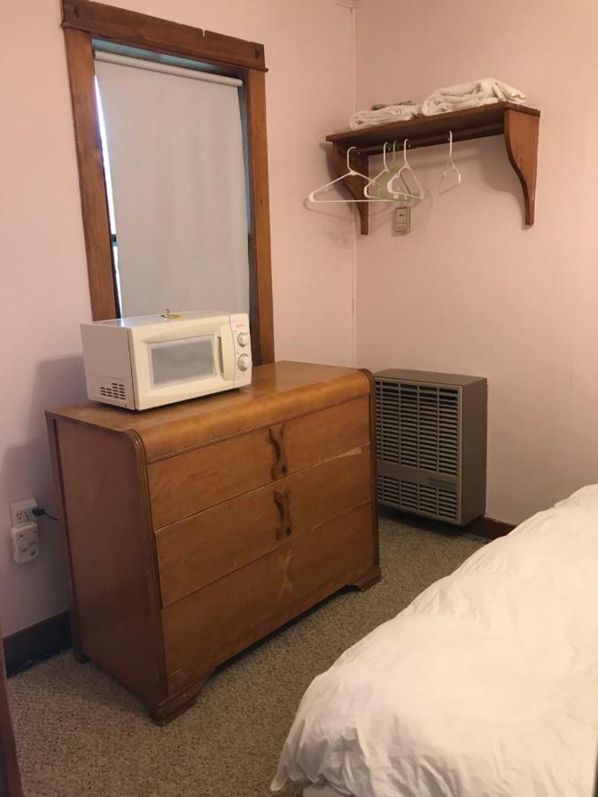 ホテルKatahdin Cabins Millinocket エクステリア 写真